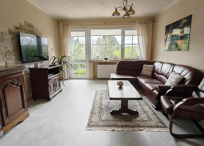 Apartma Kanada شقة سترامبيرك